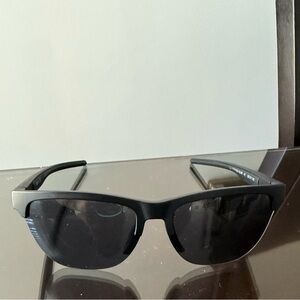 Uniqlo Black Sunglasses